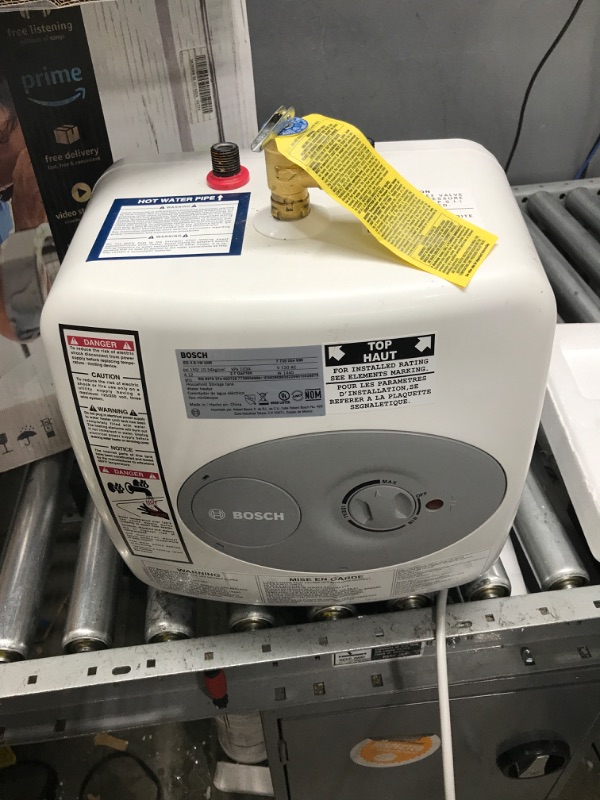 Photo 2 of ***TESTED**POWERED ON***Bosch Electric Mini-Tank Water Heater Tronic 3000 T 2.5-Gallon (ES2.5) - Eliminate Time for Hot Water - Shelf, Wall or Floor Mounted 2.5 Gallon