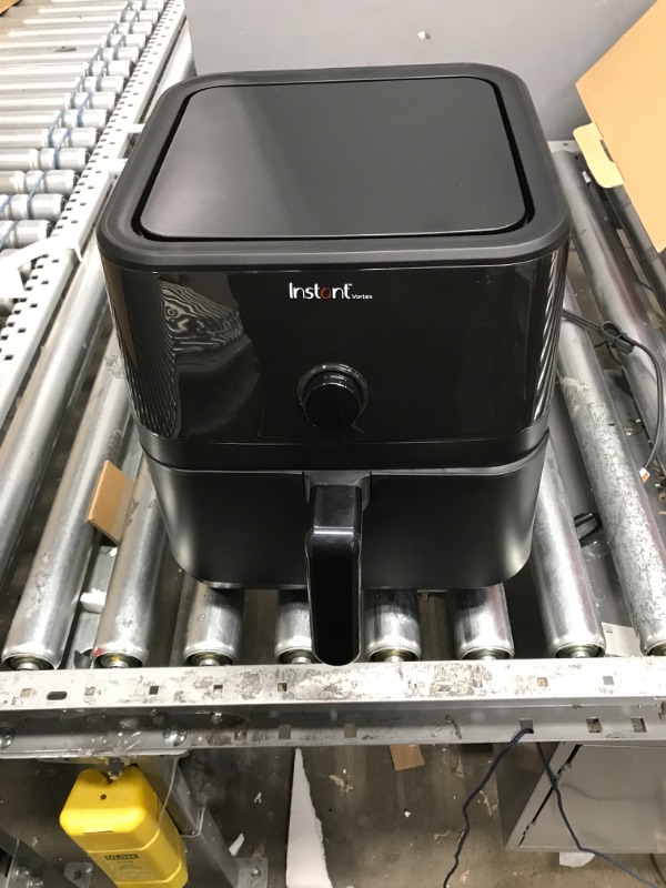 Photo 2 of *USED*Instant Vortex 5.7QT Air Fryer Oven Combo, From the Makers of Instant Pot, Customizable Smart Cooking Programs, Digital Touchscreen, Nonstick and Dishwasher-Safe Basket, App with over 100 Recipes 5.7QT Vortex