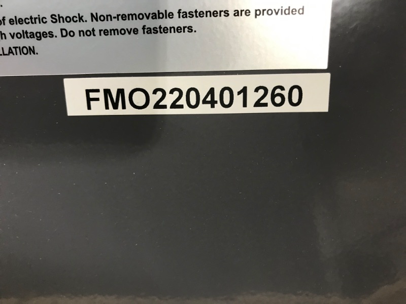 Photo 5 of *HANDLE SLIGHTLY BROKEN* Farberware Classic FMO11AHTBKN 1.1 Cu. Ft. 1000-Watt Microwave Oven with LED Lighting, Metallic Red