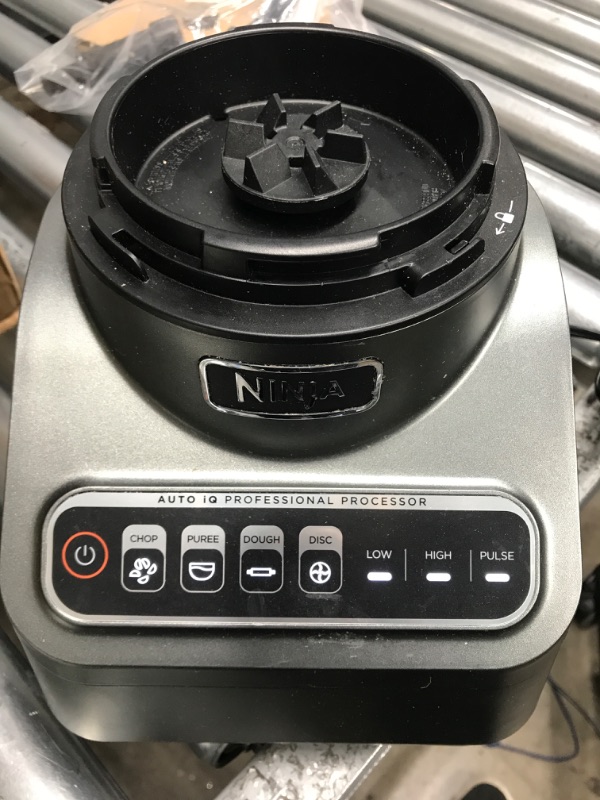 Photo 2 of *Cracked-See Last Photo/Tested-Powers On* Ninja Professional 850W 9-Cup Food Processor - BN601

