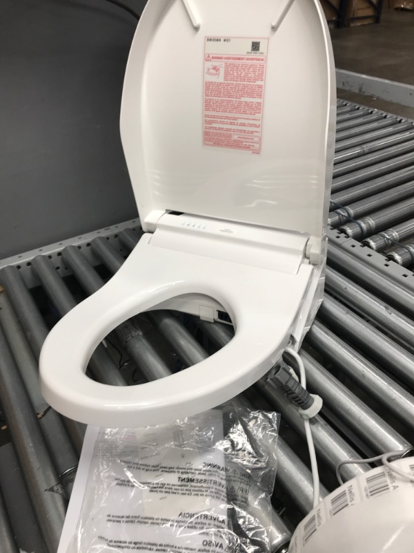 Photo 2 of ***PARTS ONLY*** TOTO SW3084#01 WASHLET C5 Electronic Bidet Toilet Seat with PREMIST and EWATER+ Wand Cleaning, Elongated, Cotton White C5 Elongated Cotton White