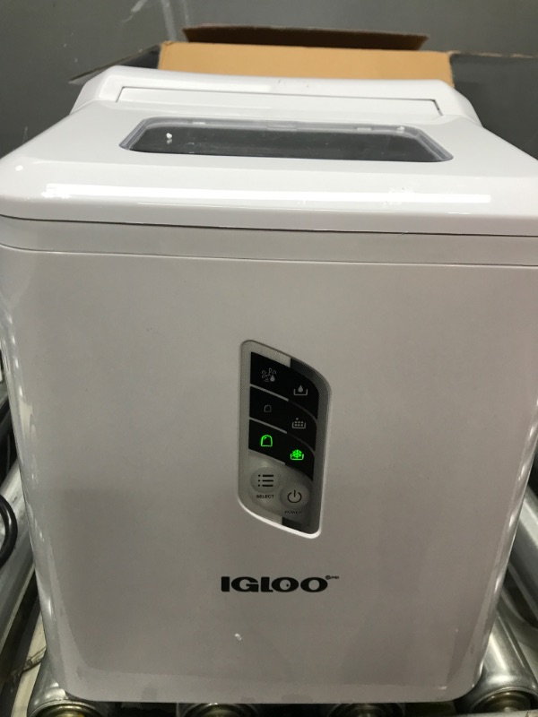 Photo 4 of *** USED ***Igloo Automatic Ice Maker, Self- Cleaning, Countertop Size, 26 Pounds in 24 Hours, 9 Large or Small Ice Cubes in 7 Minutes, LED Control Panel, Scoop Included, Perfect for Water Bottles, Mixed Drinks White