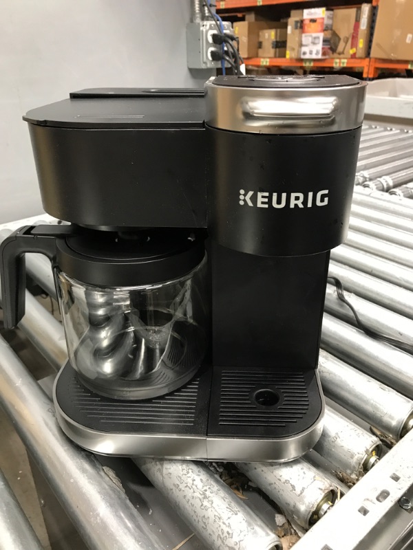 Photo 2 of (tseted) Keurig Coffee Maker, K-Duo, Black