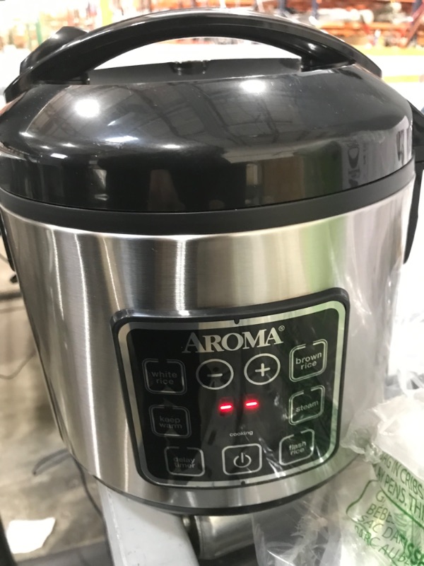 Photo 2 of Aroma Housewares ARC-914SBD Digital Cool-Touch Rice Grain Cooker and Food Steamer, Stainless, Silver, 4-Cup (Uncooked) / 8-Cup (Cooked)
