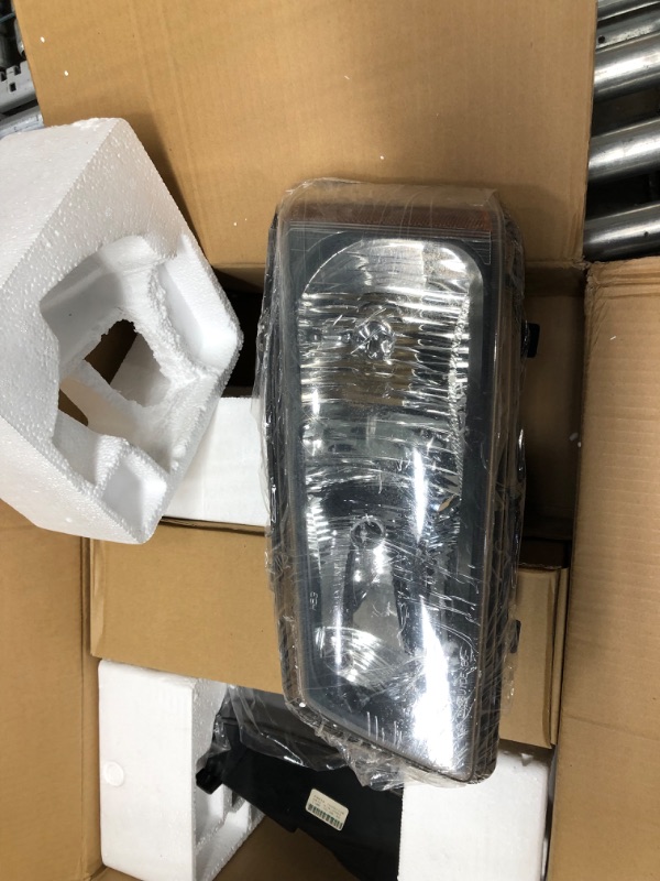 Photo 1 of Chrome Amber Headlights Compatible with 2003-2006 Chevy Silverado/Avalanche