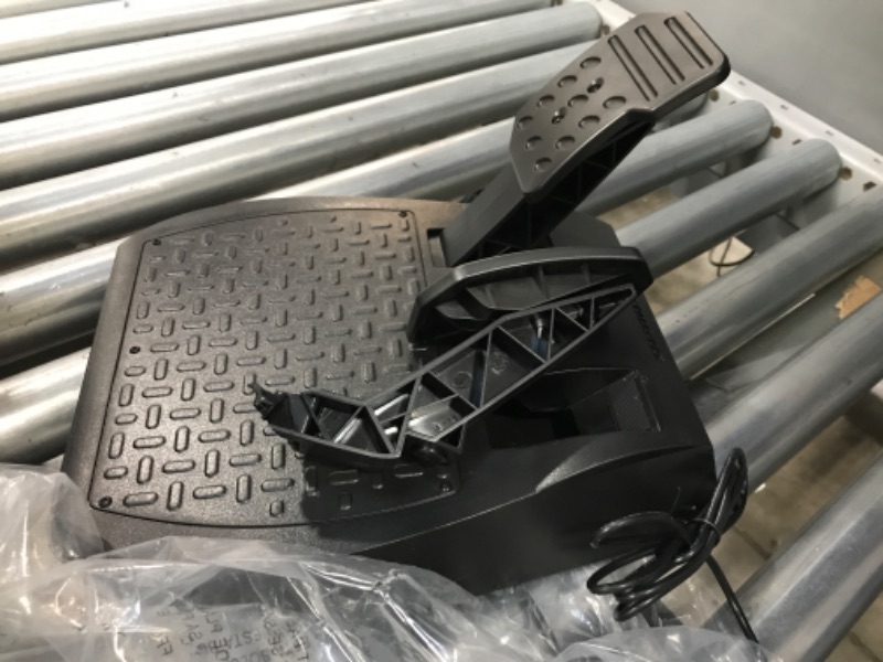 Photo 2 of *** USED *** *** SHIPPING DAMAGE TO THE GAS PEDAL ****
Thrustmaster T80 Ferrari 488 GTB Edition Racing Wheel PS4