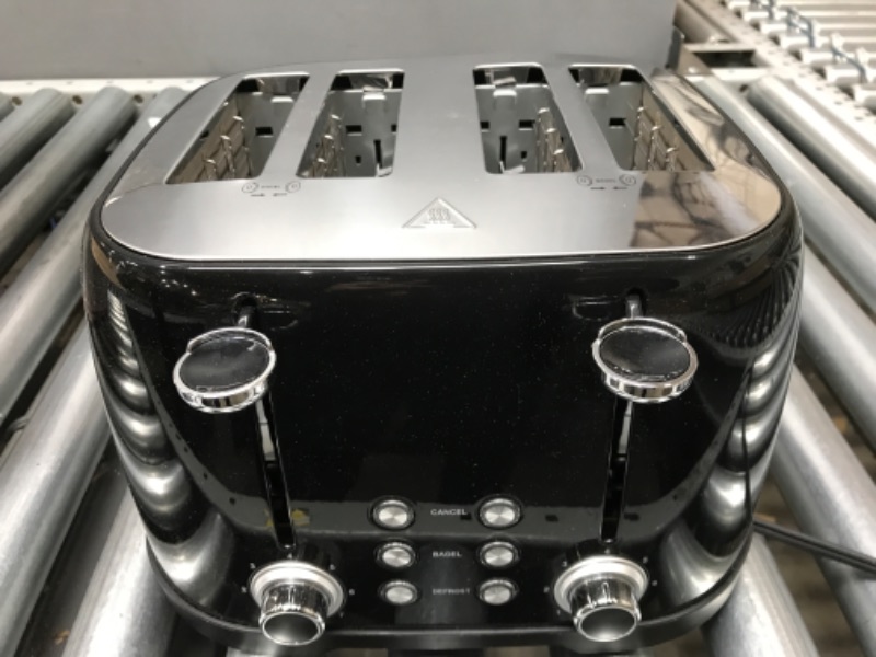 Photo 2 of Amazon Basics 4-Slot Toaster - Black Black 4 slot Toaster