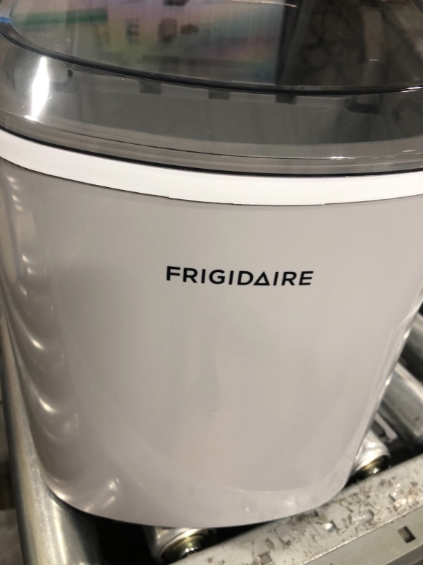Photo 5 of *** POWERS ON *** FRIGIDAIRE EFIC189-Silver Compact Ice Maker, 26 lb per Day, Silver (Packaging May Vary) Silver Ice Maker
