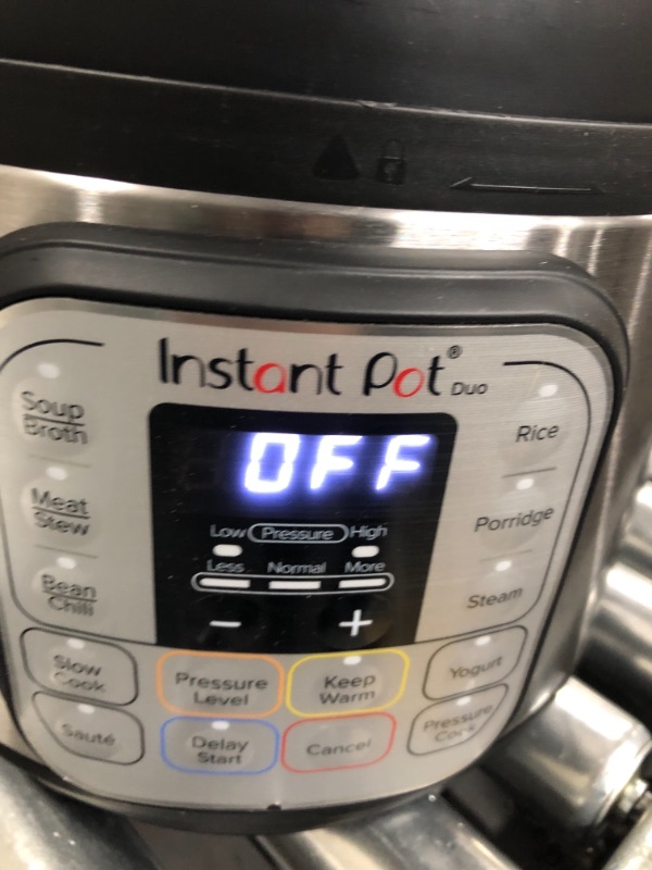 Photo 6 of *** POWERS ON *** Instant Pot Duo Mini 3-Quart Multi-Use Pressure Cooker