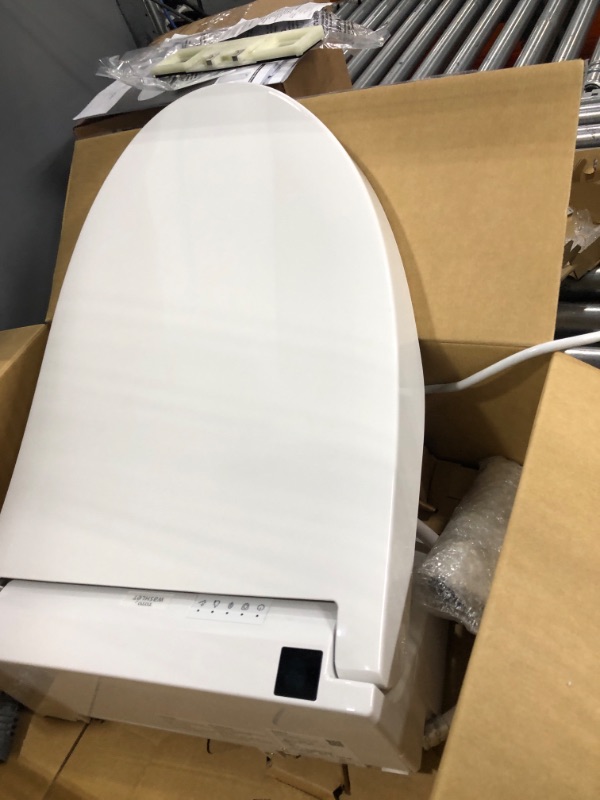 Photo 5 of ***PARTS ONLY*** 
TOTO SW3084#01 WASHLET C5 Electronic Bidet Toilet Seat with PREMIST and EWATER+ Wand Cleaning, Elongated, Cotton White C5 Elongated Cotton White