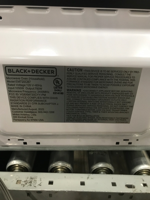 Photo 3 of ***PARTS ONLY*** black+decker digital microwave oven with turntable push-button door,child safety lock,700w, stainless steel, 0.7 cu.ft