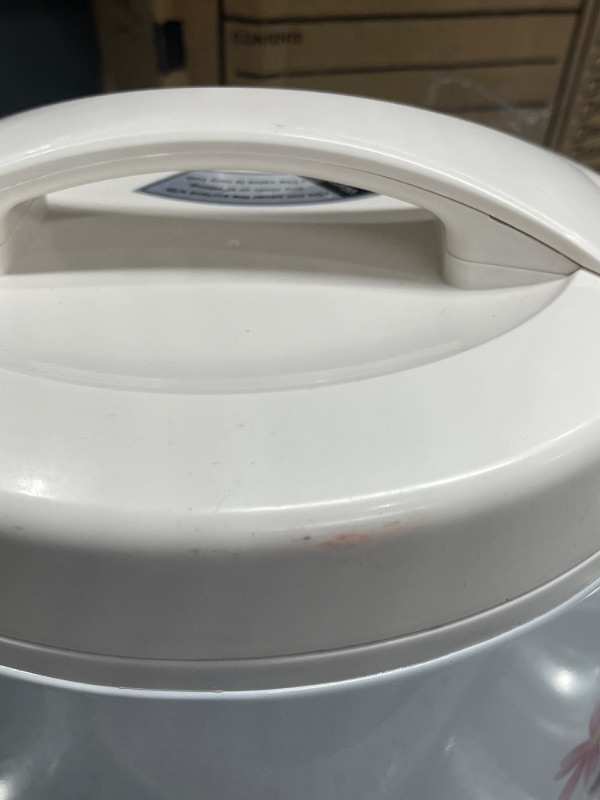 Photo 4 of Tayama Automatic Rice Cooker & Food Steamer 10 Cup, White (TRC-10R)
