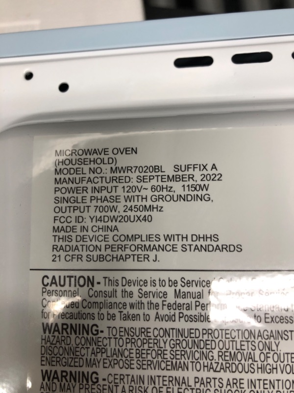 Photo 7 of ***TESTED WORKING; FACTORY SEALED*** Emerson Radio MWR7020W Digital, 700W with 5 Micro Power Levels, 8 Pre-Programmed Settings, Express & Defrost, Chrome Handle & Control Buttons, Timer & LED Display Microwave Oven, 0.7, Retro Blue 0.7