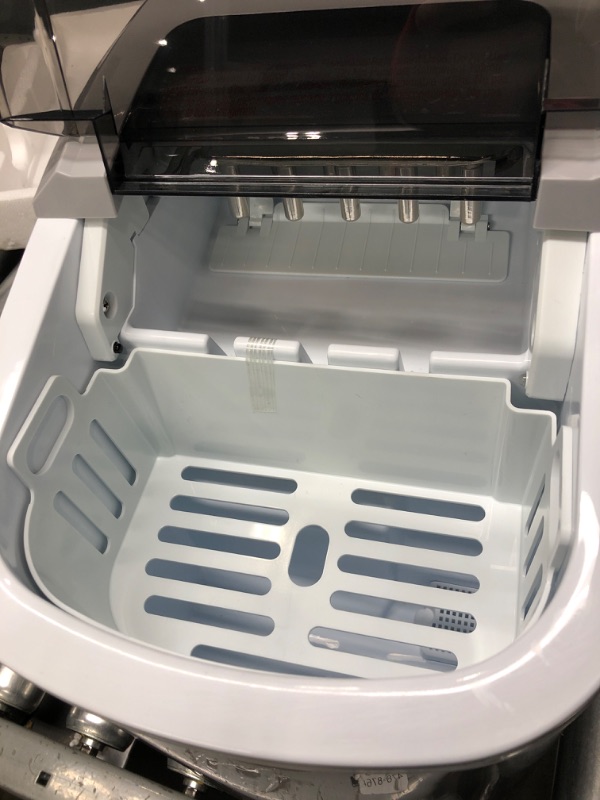 Photo 2 of ***FACTORY SEALED*** FRIGIDAIRE EFIC189-Silver Compact Ice Maker, 26 lb per Day, Silver (Packaging May Vary) Silver Ice Maker ***COSMETIC DAMAGE SEE PHOTOS***