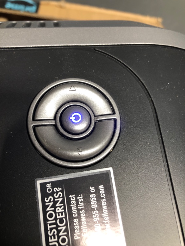 Photo 1 of ***TESTED*** POWERS ON***Fellowes Powershred PS-12Cs, 12 Sheet Cross-Cut SafeSense Shredder (3271301)
