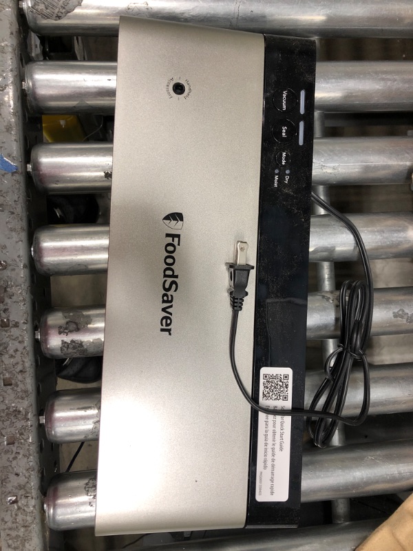 Photo 2 of *USED*FoodSaver VS0150 PowerVac Compact Vacuum Sealing Machine, Vertical Vacuum Sealer Storage, Black Black Sealing Machine