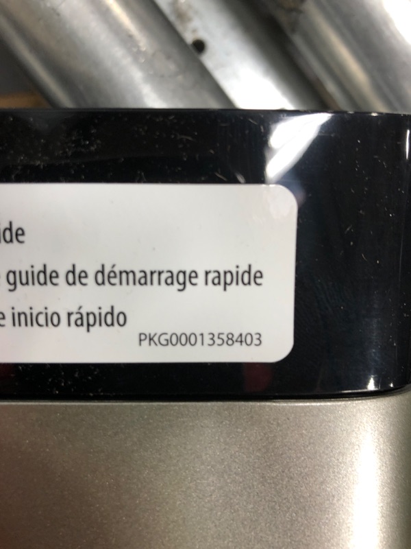 Photo 4 of *USED*FoodSaver VS0150 PowerVac Compact Vacuum Sealing Machine, Vertical Vacuum Sealer Storage, Black Black Sealing Machine