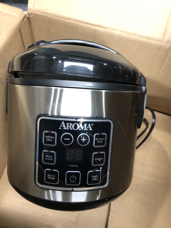 Photo 2 of *** POWERS ON *** Aroma Housewares ARC-914SBD Digital Cool-Touch Rice Grain Cooker and Food Steamer, Stainless, Silver, 4-Cup (Uncooked) / 8-Cup (Cooked) Basic