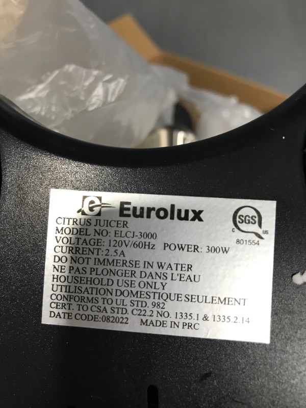 Photo 3 of *** TESTED*** POWERS ON** Eurolux Electric Citrus Juicer Power Pro - ELCJ-3000 - With 300 Watts Of Power, This is the most Powerful Juicer, for an Easy Smooth Juicing Experience | With Its New Updated Design (Brushed Stainless Steel)
