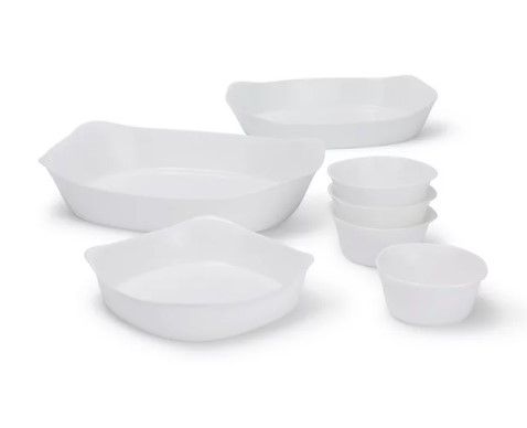Photo 1 of ***MISSING MEDIUM PLATE*** Rubbermaid Glass Baking Set for Oven, DuraLite 7 Piece Set without Lids
