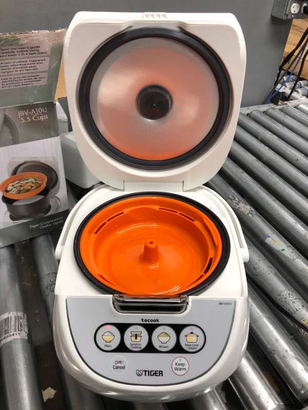 Photo 1 of *TESTED* Tiger Corporation JBV-A10U-W 5.5-Cup Micom Rice Cooker with Food Steamer - White