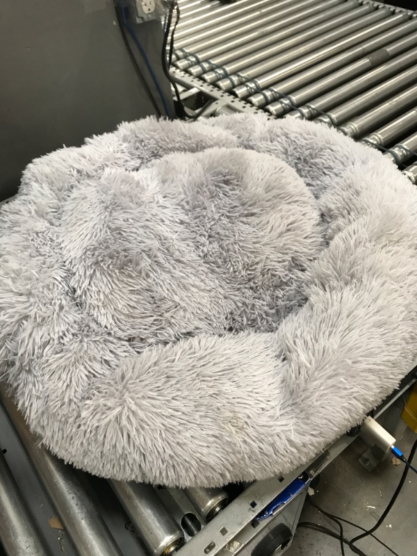 Photo 1 of Akcmpet Faux Fur Pet Bed (Large (28''X 28''), Grey