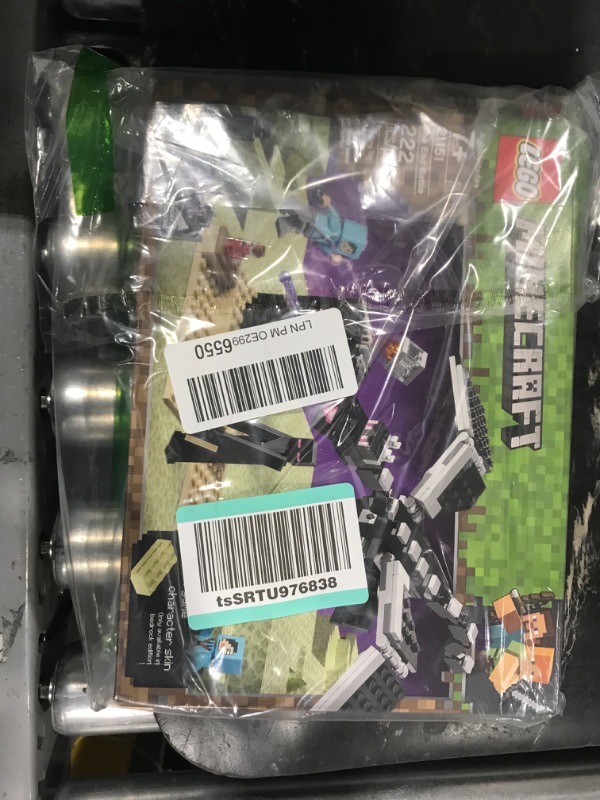 Photo 1 of *USED*LEGO Minecraft The End Battle 21151 Ender Dragon Building Kit Includes Dragon Slayer and Enderman Toy Figures for Dragon Fighting Adventures (222 Pieces)
