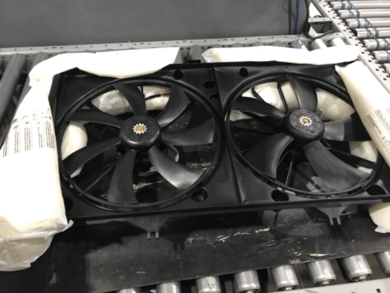 Photo 1 of *USED*PartsFlow Radiator Cooling Fan Assembly For 2007-2009 Toyota Camry 621-014
