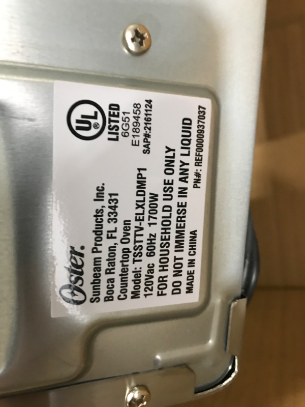 Photo 4 of TESTED POWERS ON*
Oster XL Digital Air Fryer Toaster Oven

