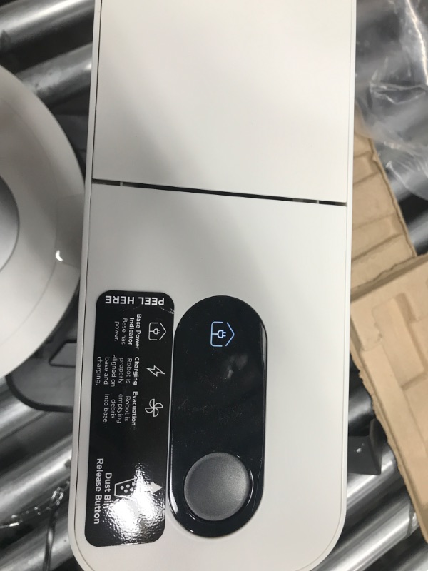 Photo 3 of (PARTS ONLYShark AV2511AE AI Ultra Robot Vacuum, with Matrix Clean, Home Mapping, 60-Day Capacity Bagless Self Empty Base, Perfect for Pet Hair, Wifi, Compatible with Alexa, Black/Silver
