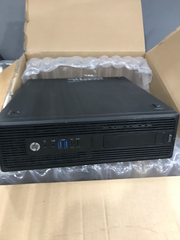 Photo 2 of *** POWERS ON *** HP Z240 Small Form Factor Worksation, Intel Quad Core i5-6500 up to 3.6GHz, 16G DDR4, 512G SSD, WiFi, BT 4.0, DVD, Windows 10 Pro 64 Bit-Multi-Language Supports English/Spanish/French(Renewed)