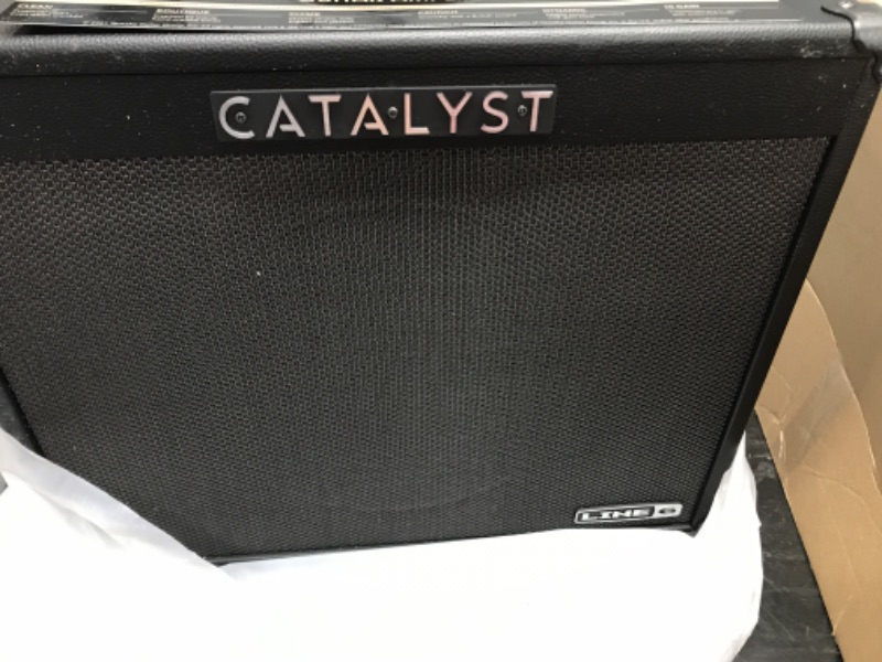 Photo 1 of 
Line 6 Catalyst,Black,60-Watt, 1x12
Size:60-Watt, 1x12"