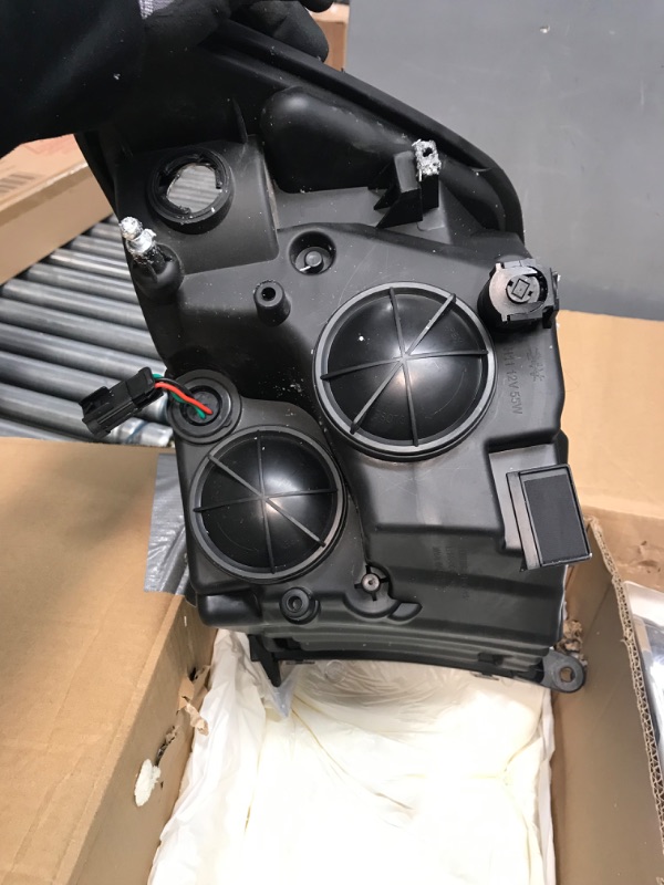 Photo 1 of Nilight Headlight Assembly 2009 2010 2011 2012 2013 2014 2015 2016 2017 2018 Ram 1500 2500 3500 Pickup Quad Headlamp Assembly Replacement Chrome Housing Amber Corner Clear Lens,(Only for Quad Models) Chrome Housing + Amber Reflector