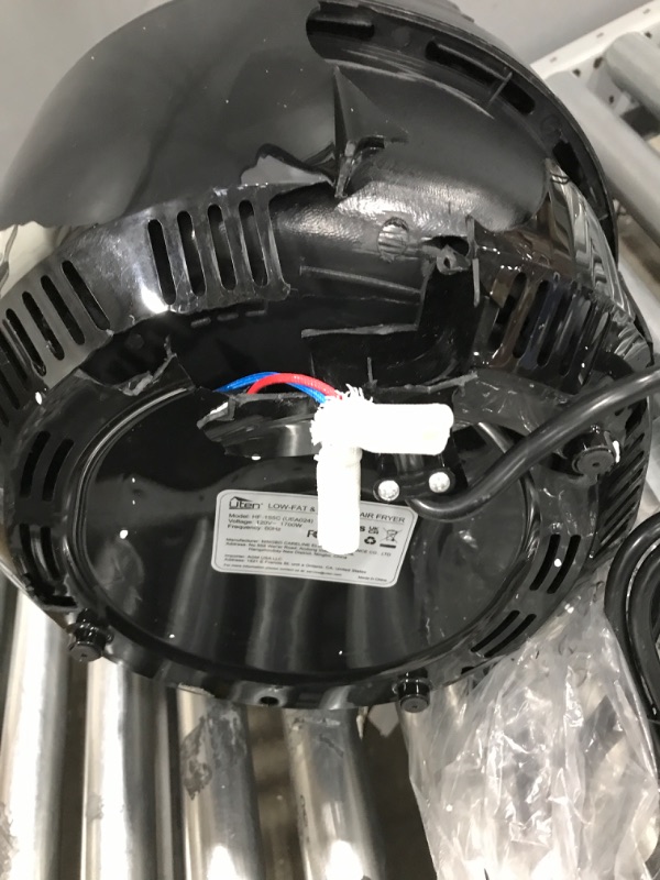 Photo 2 of *MAJOR DAMAGE* Air Fryer 5.8QT/5.5L, Uten 1700W AirFryer High-Power Electric Hot Temperature Control & Timer Knob, Non Stick Fry Basket, Dishwasher Safe, Apply to Party, Afternoon Tea, Black 5.8QT/5.5L Air fryer