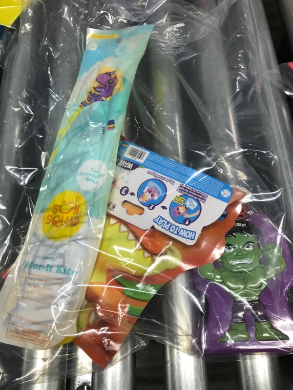 Photo 1 of Bundle bag of children's toys: bubbles, kite, bundle items may vary