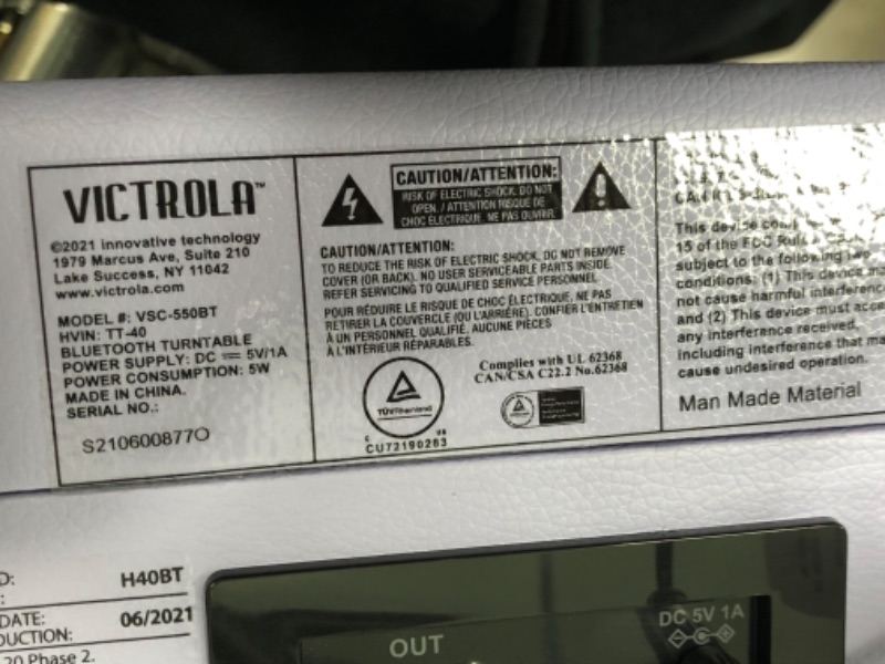 Photo 3 of DOES NOT FUNCTION, Victrola Vintage 3-Speed Bluetooth Portable Suitcase Record Player with Built-in Speakers | Upgraded Turntable Audio Sound | Lavender (VSC-550BT-LVG) Lavender/Silver Record Player
**DID NOT POWER ON**