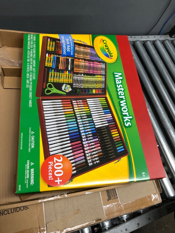 Photo 2 of Crayola Masterworks Art Case, Over 200 Piece, Gift for Kids, Age 4, 5, 6, 7