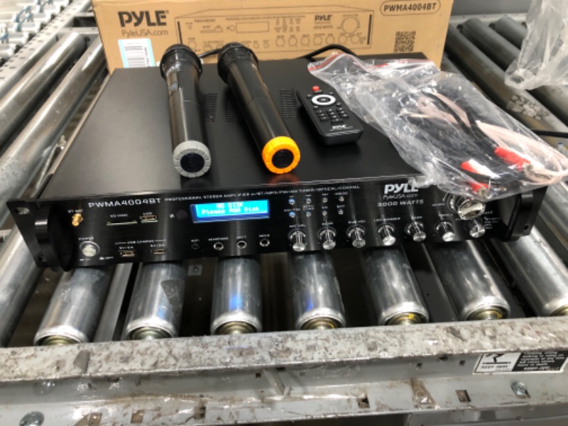 Photo 2 of Bluetooth Multi-Channel Hybrid Pre-Amplifier System - 3000W Home Audio Rack Mount Stereo Power Amplifier Receiver w/ Radio, USB, UHF, Dual Wireless Karaoke mic, Speaker Sound System - Pyle PWMA4004BT
