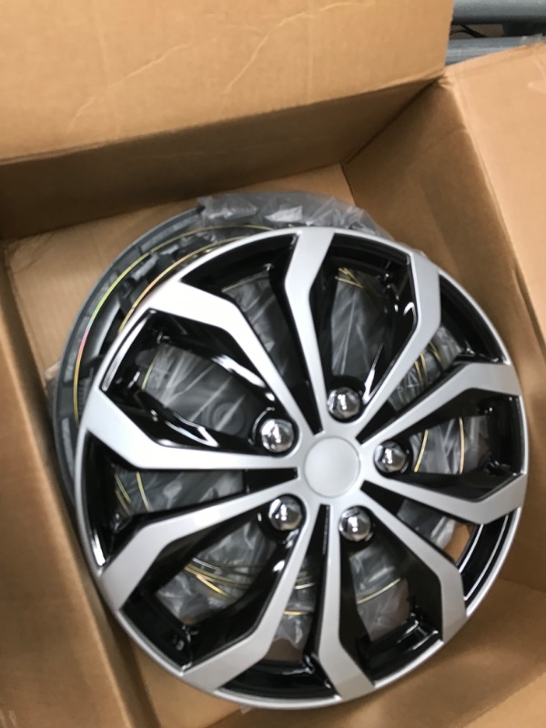 Photo 1 of Pilot Automotive WH553-15S-BS Black/Silver 15 Inch 15" Spyder Performance Wheel Cover | Fits Toyota Volkswagen VW Chevy Chevrolet Honda Mazda Dodge Ford and Others, 4 Count (Pack of 1) Spyder/Black & Silver 15-inch