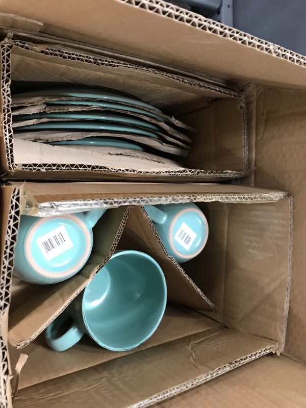 Photo 3 of American Atelier Olivia Round 16 Piece Dinnerware Set, Seafoam