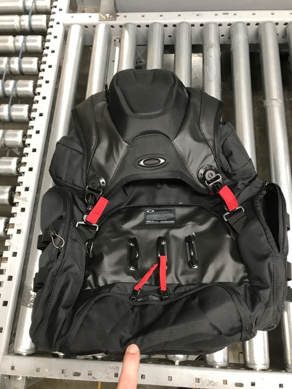 Photo 2 of Oakley Men's tactical backpack