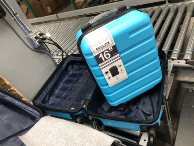Photo 3 of (**(largest suitcase is missing one wheel***
COOLIFE Luggage 4 Piece Set Suitcase Spinner Hardshell Lightweight TSA Lock 4 Piece Set family set-sky blue