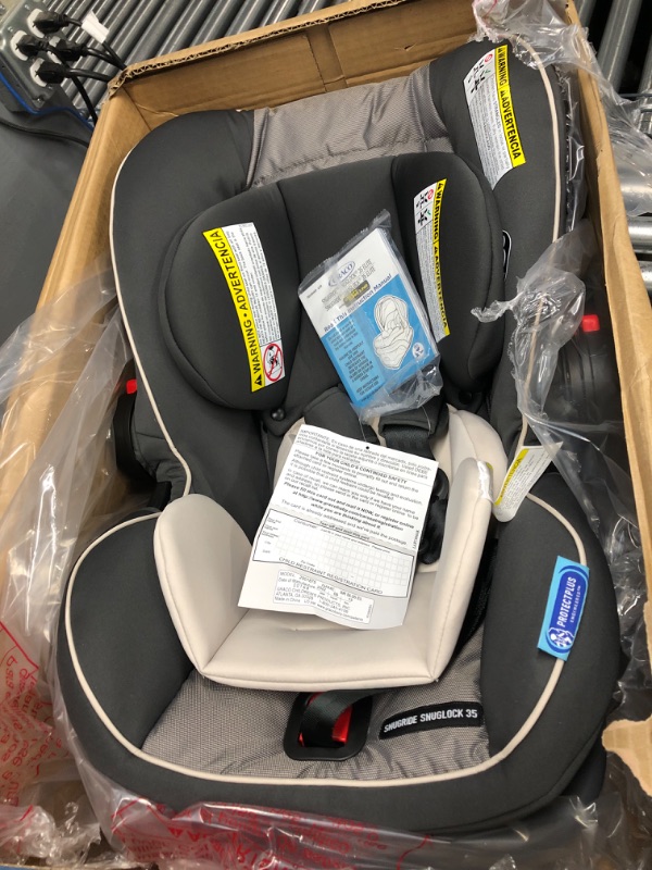 Photo 2 of Graco SnugRide SnugLock 35 Elite Infant Car Seat, Baby Car Seat, Oakley