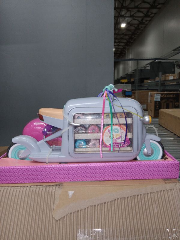 Photo 3 of **** Tested/ Lights and Music work******
Glitter Girls by Battat – Donut Delivery Scooter – Toy Car, Bike, and Vehicle Accessories for 14-inch Dolls – Ages 3 and Up (GG57020C1Z) , Pink