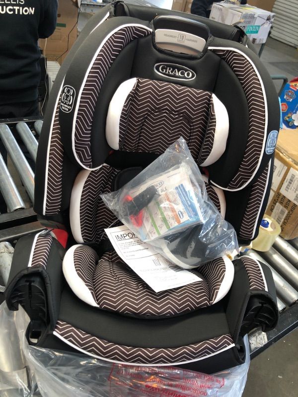 Photo 3 of Graco 4Ever DLX 4-in-1 Convertible Car Seat

