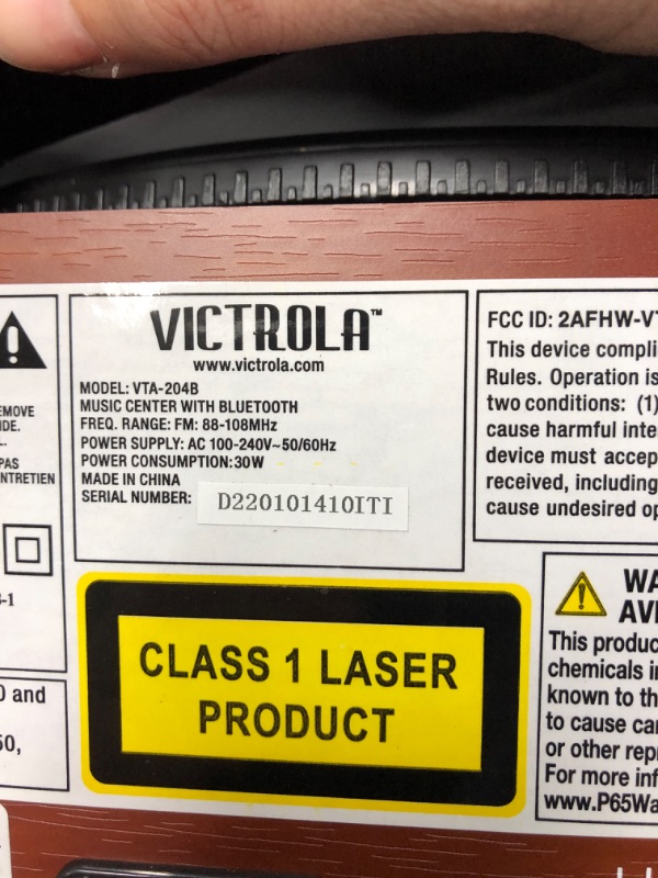 Photo 7 of ***FACTORY SEALED; TESTED WORKING SEE NOTES*** Victrola Nostalgic 7-in-1 Bluetooth Record Player & Multimedia Center with Built-in Speakers - 3-Speed Turntable, CD & Cassette Player, AM/FM Radio, USB | Wireless Music Streaming | Mahogany Mahogany (USB) En