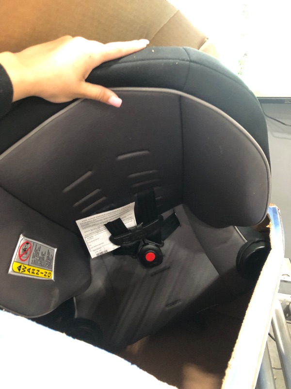 Photo 2 of Cosco Onlook 2-in-1 Convertible Car Seat, Rear-Facing 5-40 pounds and Forward-Facing 22-40 pounds and up to 43 inches, Black Arrows