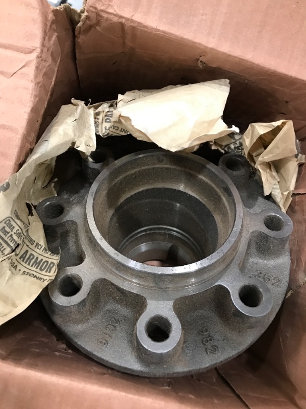 Photo 2 of ACDelco GM Original Equipment RW20-123 Rear Wheel Hub