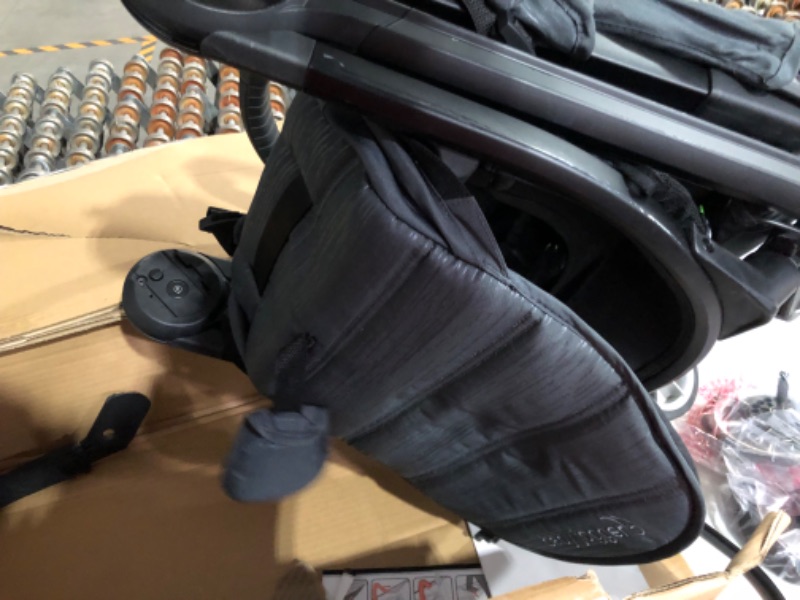 Photo 4 of Baby Jogger® City Tour™ 2 Ultra-Compact Travel Stroller, Pike City Tour 2 Stroller Pike