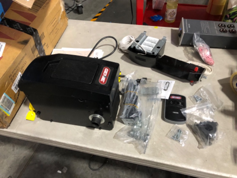 Photo 1 of ***UNABLE TO TEST***
Genie 6172H-O Wall Mount Smart Garage Door Opener with Aladdin Connect